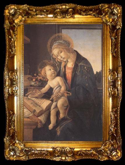 framed  Sandro Botticelli Madonna and child or Madonna of the book, ta009-2